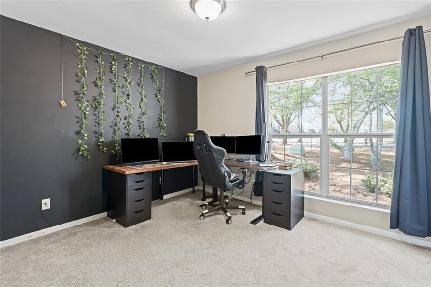 Building Photo - 547 Picketts Bend Cir