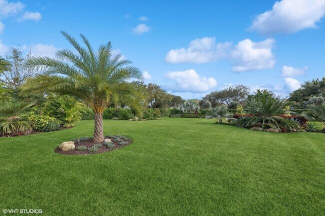 Building Photo - 8533 N Native Dancer Rd