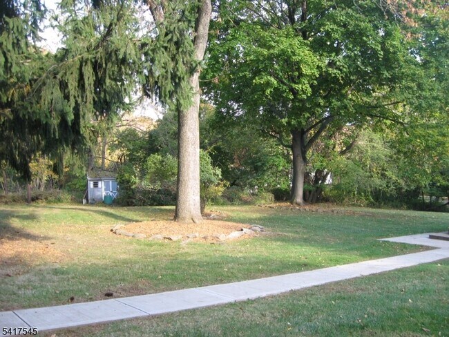 Building Photo - 51 Carrell Rd