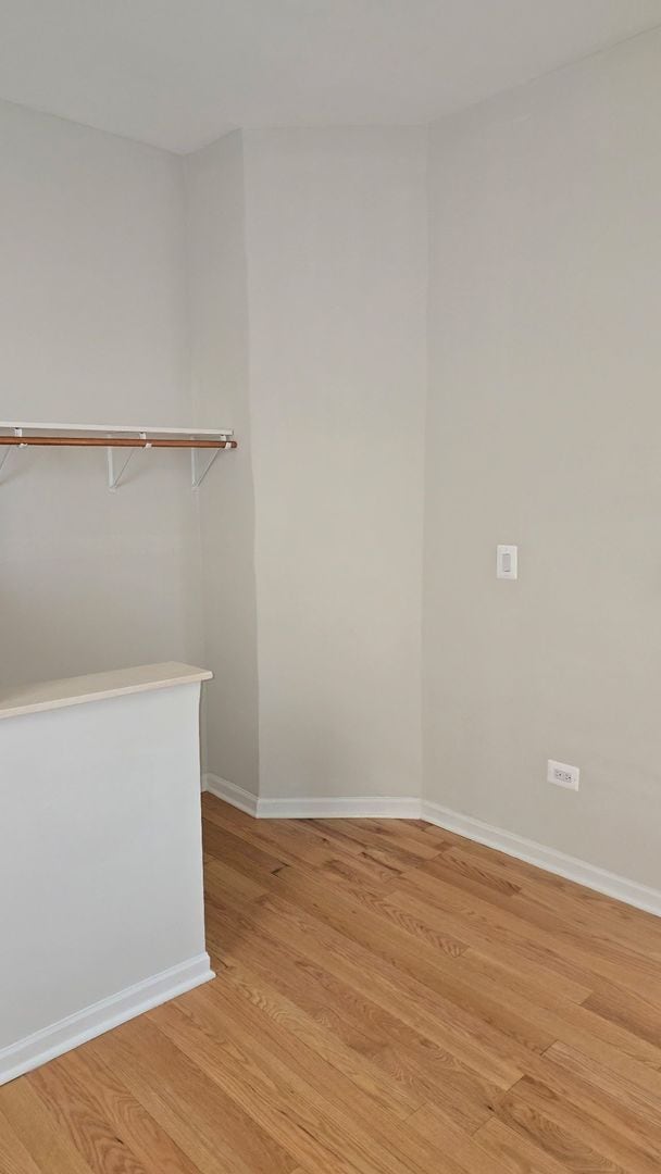 Building Photo - 6834 S Dorchester Ave
