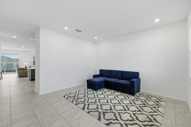 Building Photo - 7288 SW 64th St Rd