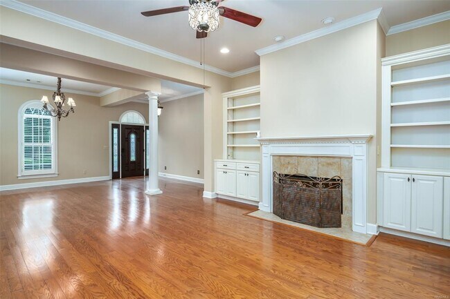 Building Photo - 2230 Wyndgate Dr