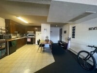 Building Photo - SINGLE FAMILY HOUSING -  2 bed/1 bath just...