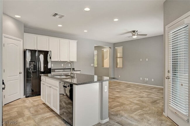 Building Photo - 864 Royal Amethyst Way