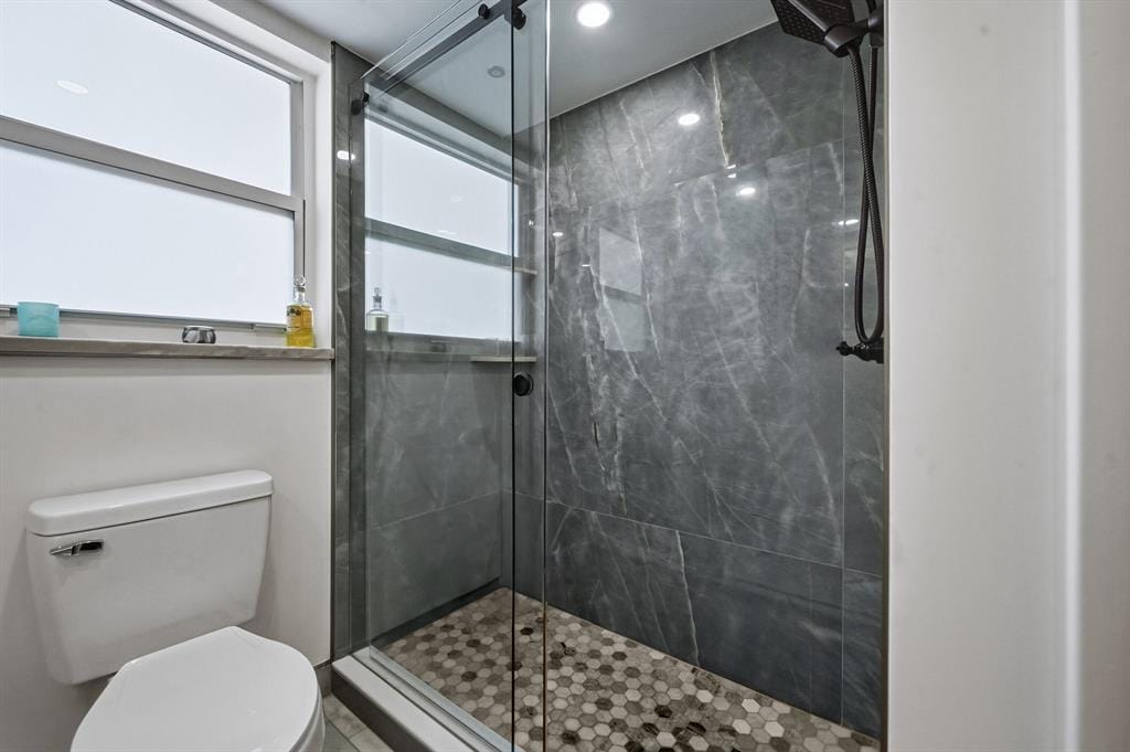 Building Photo - 4015 W Palm Aire Dr