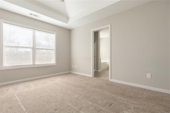 Building Photo - 107 Grandview Dr