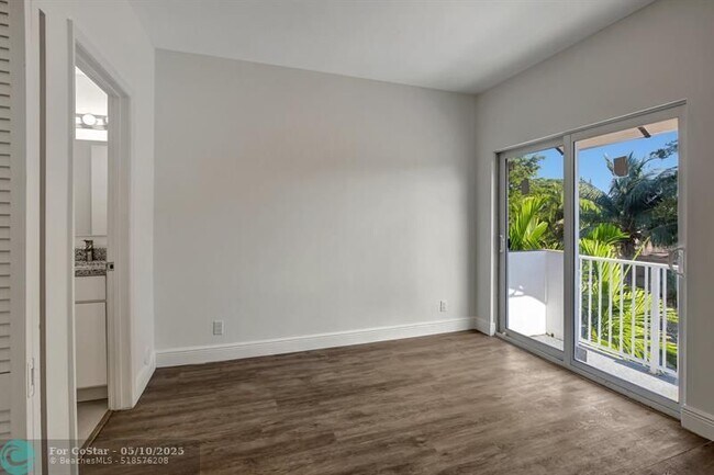 Building Photo - 1108 S 20th Ave