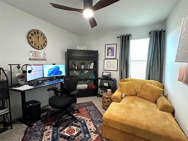 Building Photo - 504 Sandringham Lp