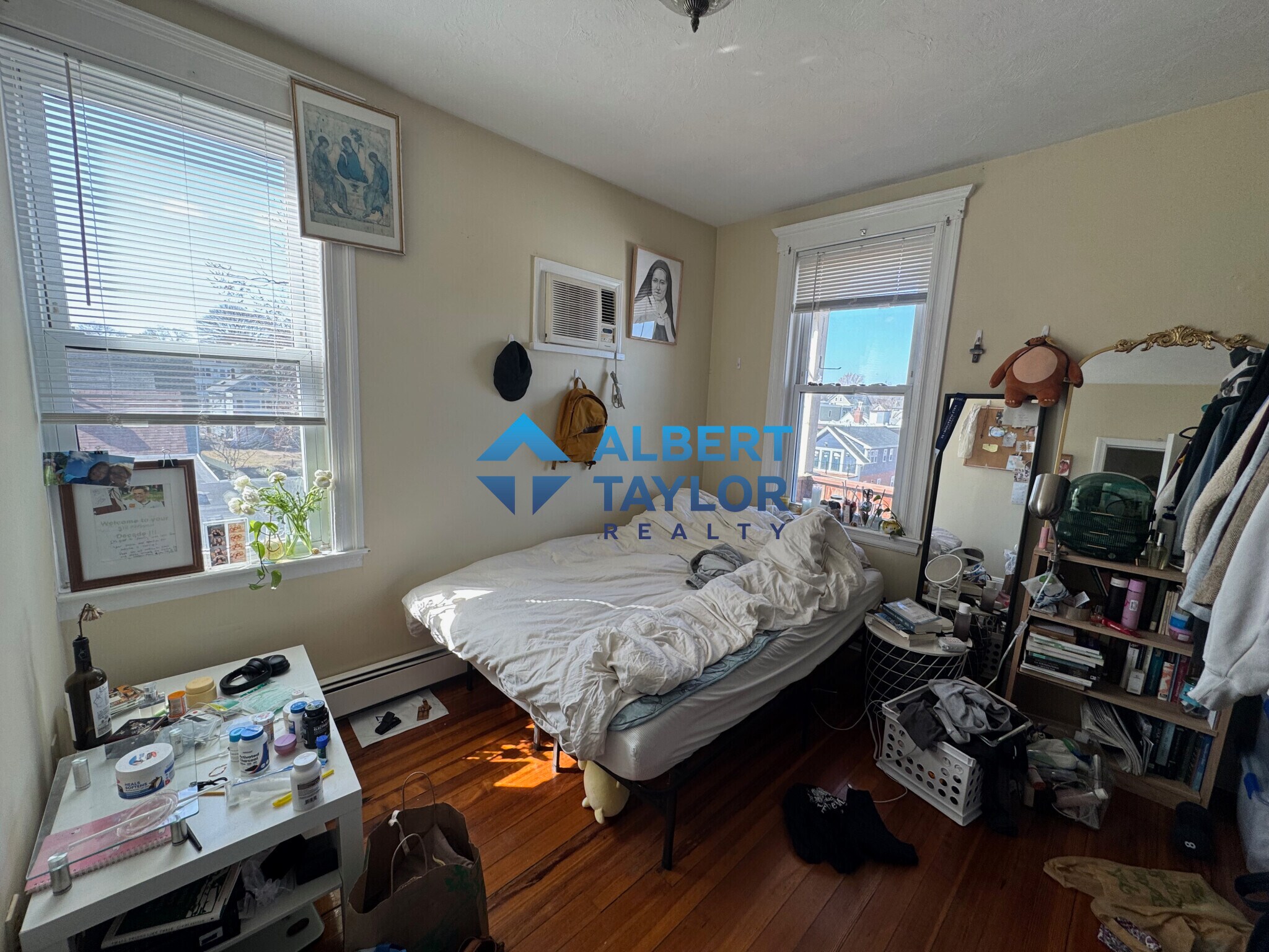Bedroom 4 - 33 Shannon St