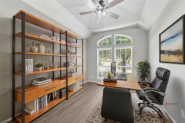 Building Photo - 27119 Postwood Manor Ct