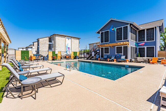 Building Photo - 803 Capitol Ct