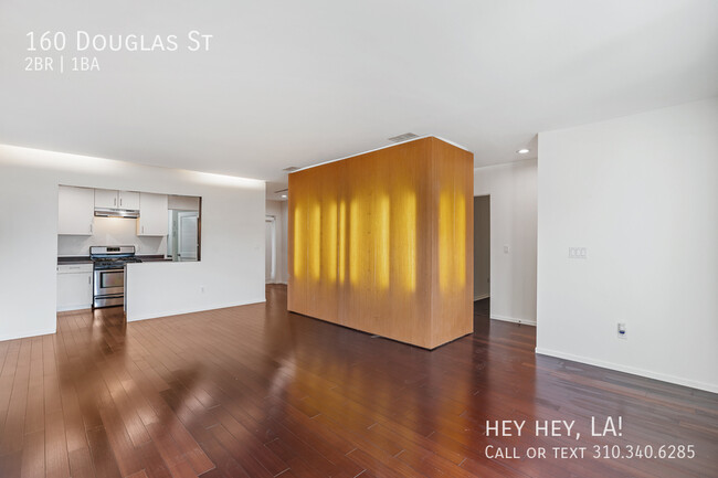 Building Photo - Modern Architectural Duplex | DTLA Views |...