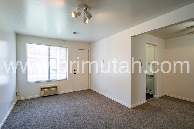 Building Photo - 1418-1426-1426 S 1100 E
