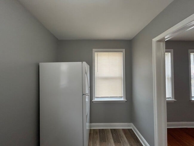 Building Photo - 4523 Fairfax Rd
