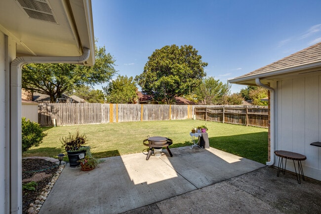 Building Photo - 4 Salida Dr