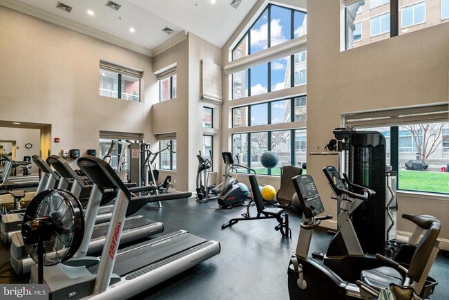 Building Photo - 3835 9th St N