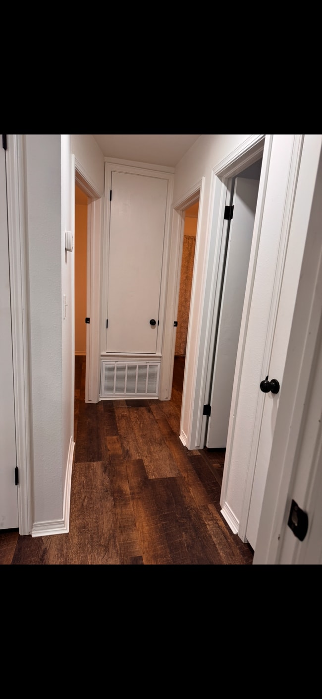 Building Photo - 309 Liza Ln