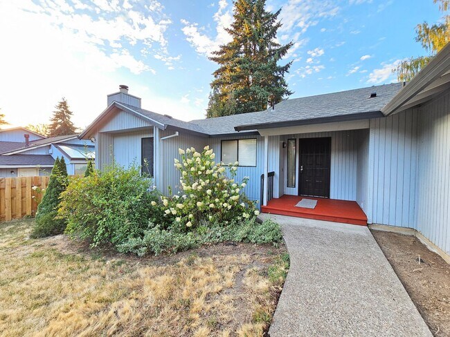 Building Photo - 8388 SW Lori Way