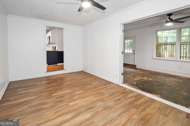 Building Photo - 209 N Lee St