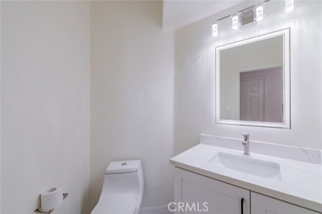 Building Photo - 22661 White Oaks