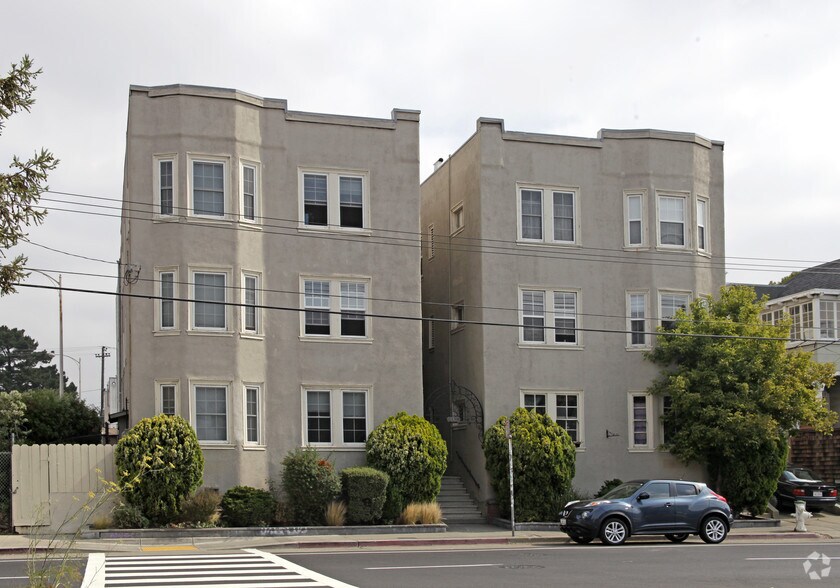 Building Photo - 482 40th St