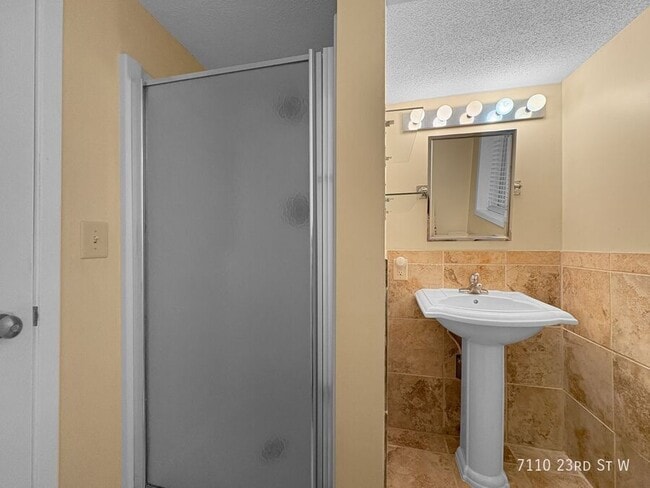 Building Photo - 7110 W 23rd St
