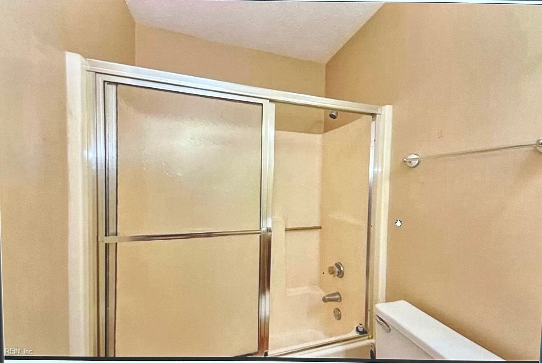 Full bath 2 - 103 Westover Ave