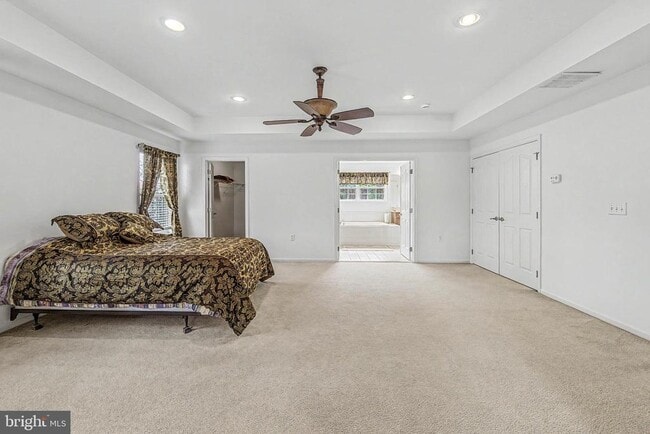 Building Photo - 9 Woodmere Avenue