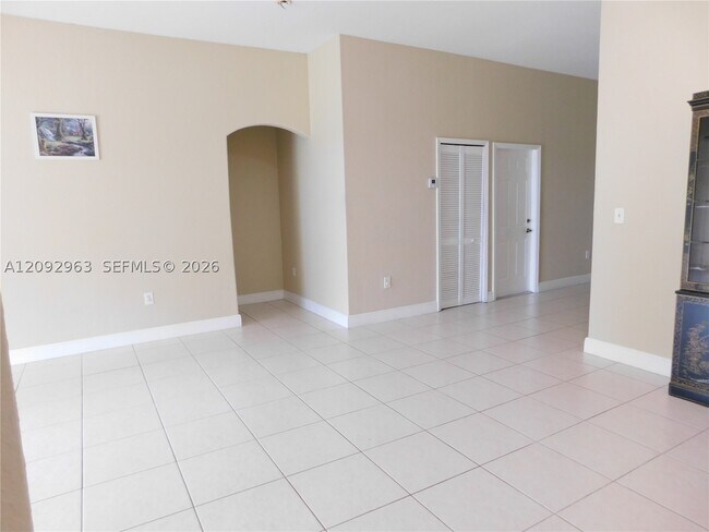 Building Photo - 21800 SW 184th Ave