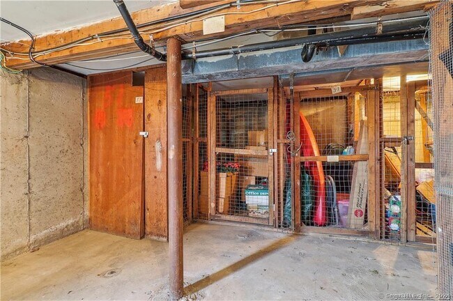 Building Photo - 43 Shea Ave
