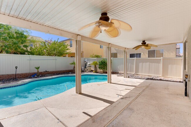 Building Photo - Coronado Ranch Pool Home | Stunning 4 Bed Beauty with Designer Kitchen & Private Backyard Oasis**