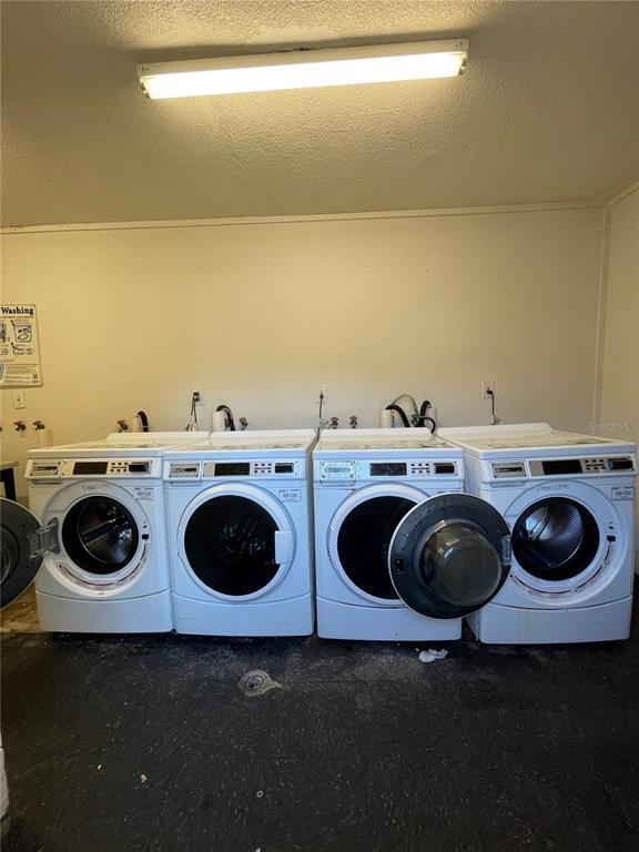 Building Photo - 1700 SW 16th Ct