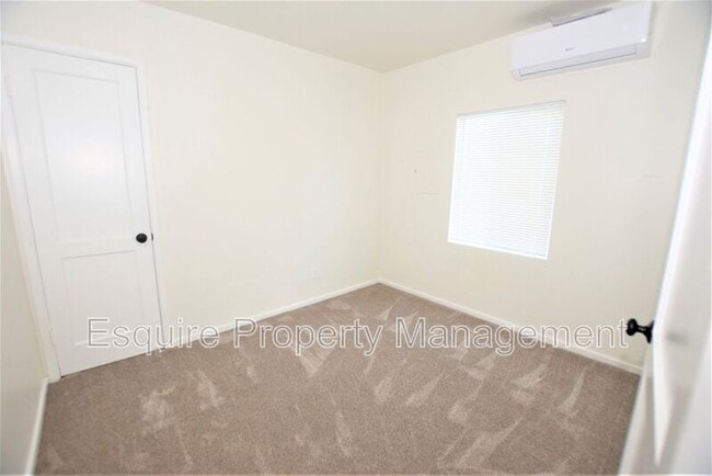 Building Photo - 10745 Ternez Dr