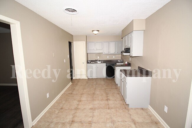 Building Photo - 3777 McCain Rd