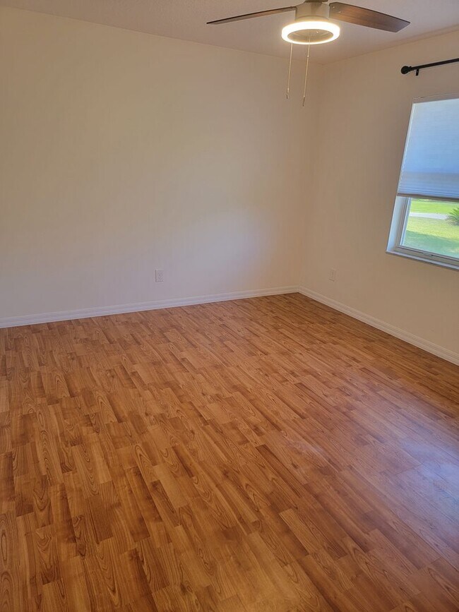 Building Photo - Beautiful 3/2/2 Pool Home in Beverly Hills!!!