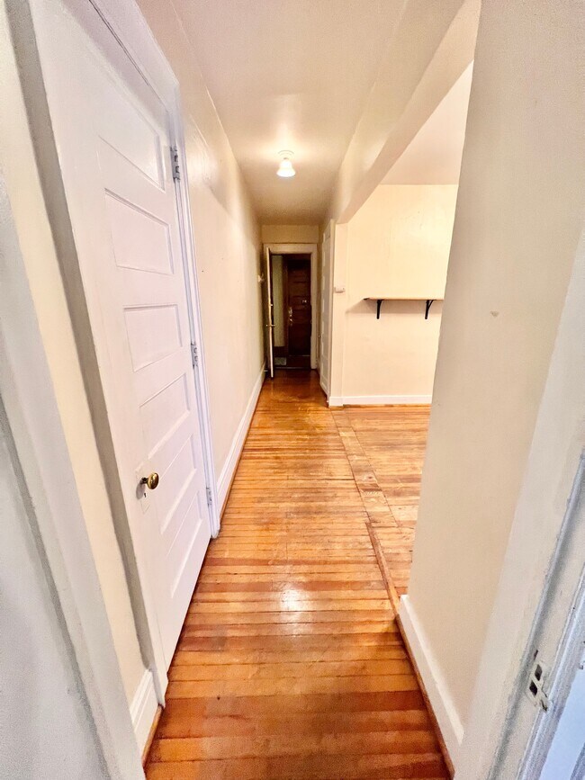 IMG_4786 - Cross Apartments