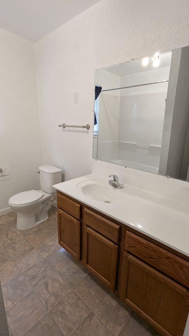 Building Photo - House with garage near Lake Manawa