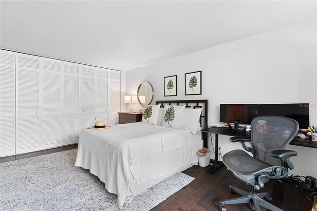 Building Photo - 5700 Mariner St