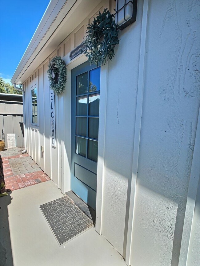 Building Photo - 851 W San Fernando St