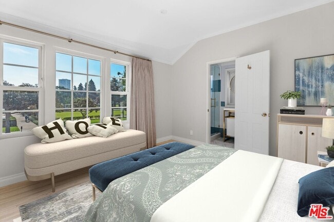 Building Photo - 9683 W Olympic Blvd