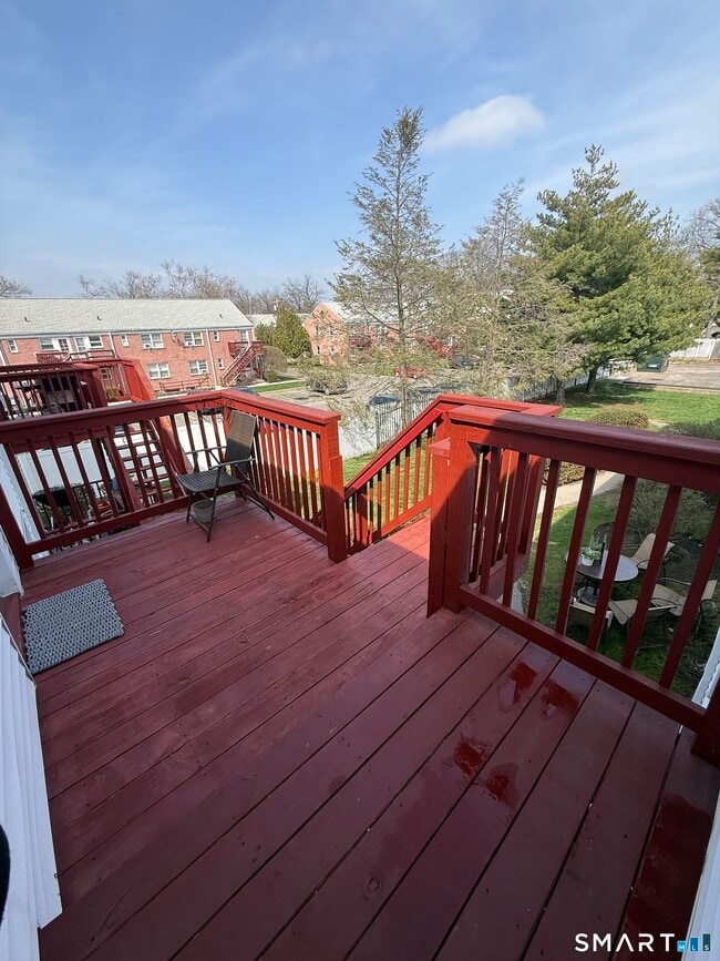 Building Photo - 23 Revere Dr