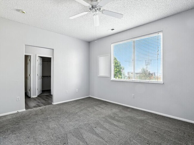 Building Photo - 5289 Mountain Air Cir