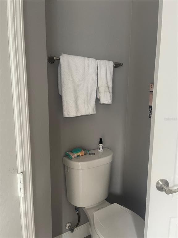 Building Photo - 15454 Markham Dr