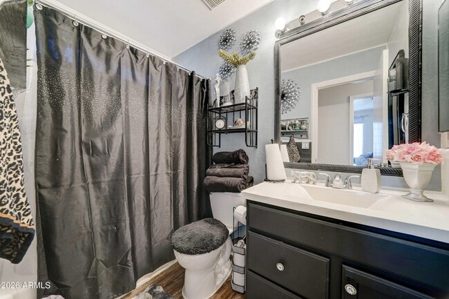 Building Photo - 2744 S Raven