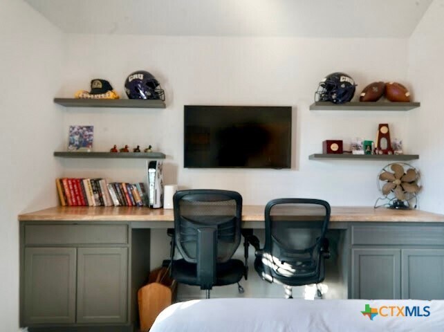 Building Photo - 3884 Lorenzen Ct