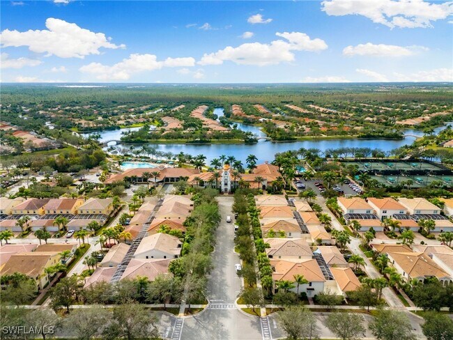 Building Photo - 28470 Villagewalk Blvd
