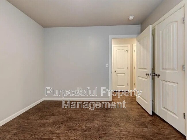 Building Photo - 4313 Edinburg Way