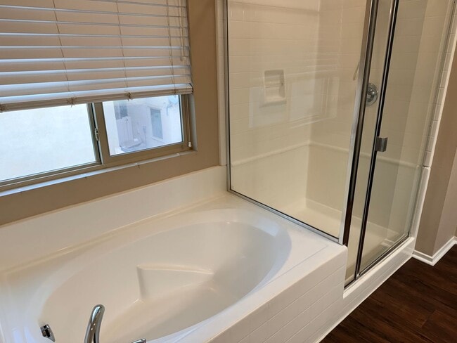 Building Photo - Estrella home for rent!