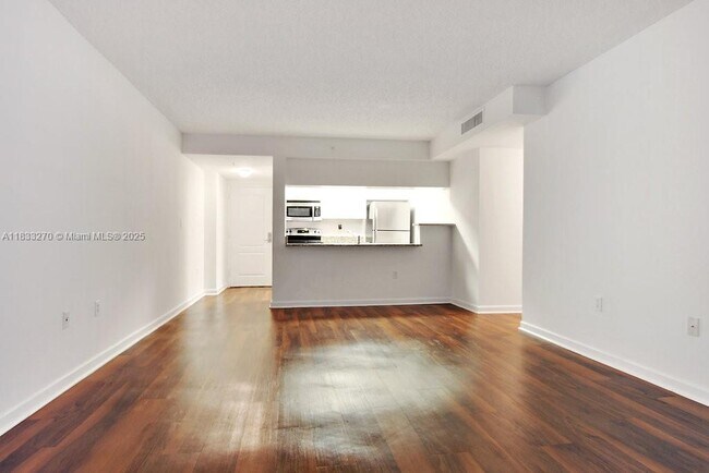 Building Photo - 1756 N Bayshore Dr