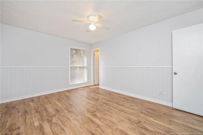 Building Photo - 6577 Green Meadow Ct